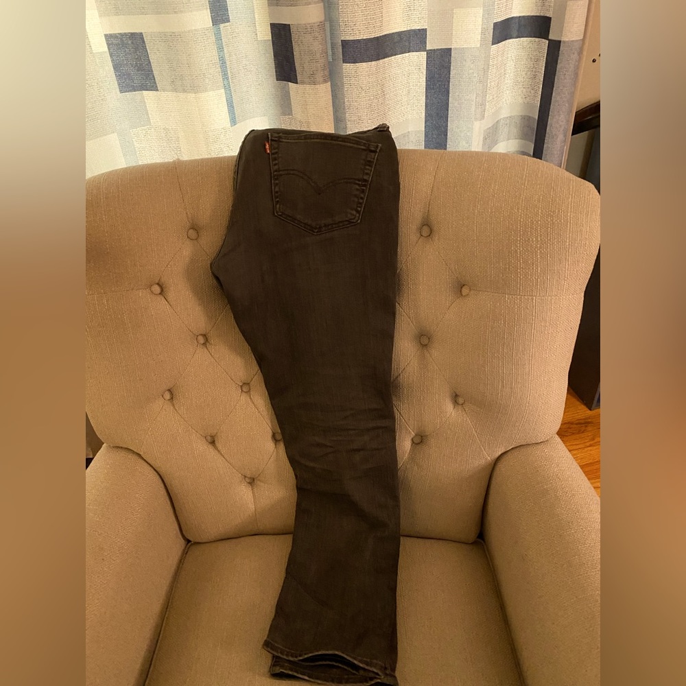 Levi's Men 511 Slim Fit Jeans. Medium gray. Sz 32Wx30L